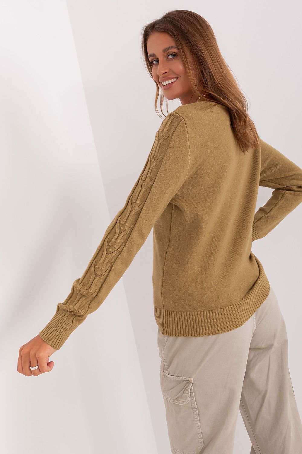  Pulover model 186578 AT 