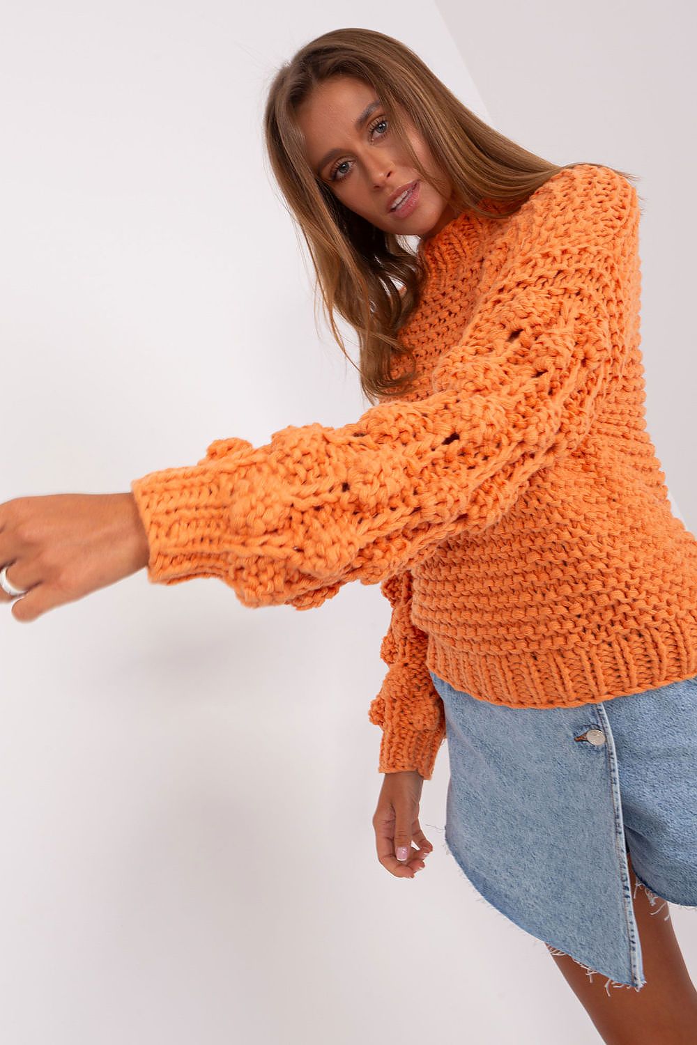  Pulover model 186594 AT 