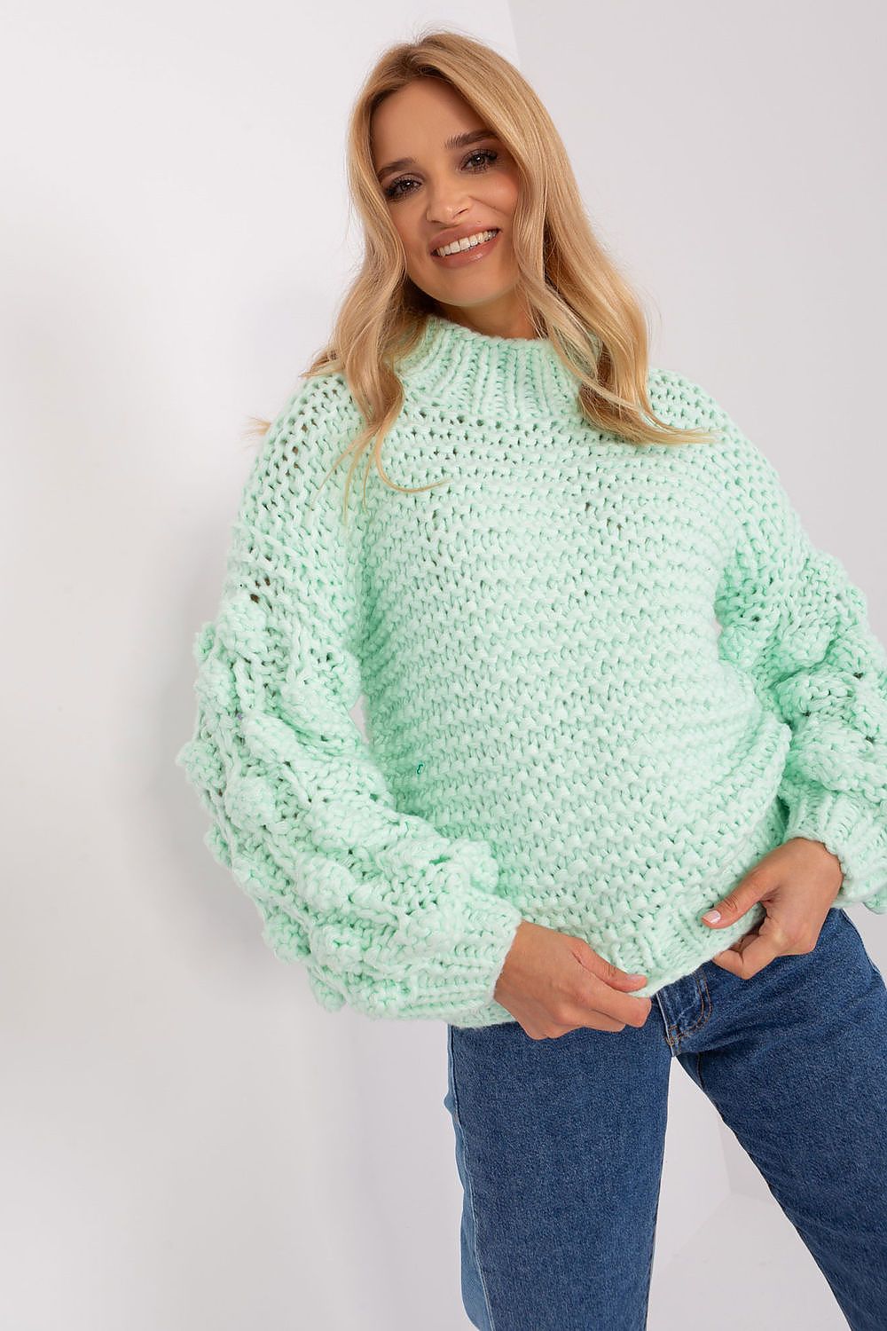  Pulover model 186598 AT 