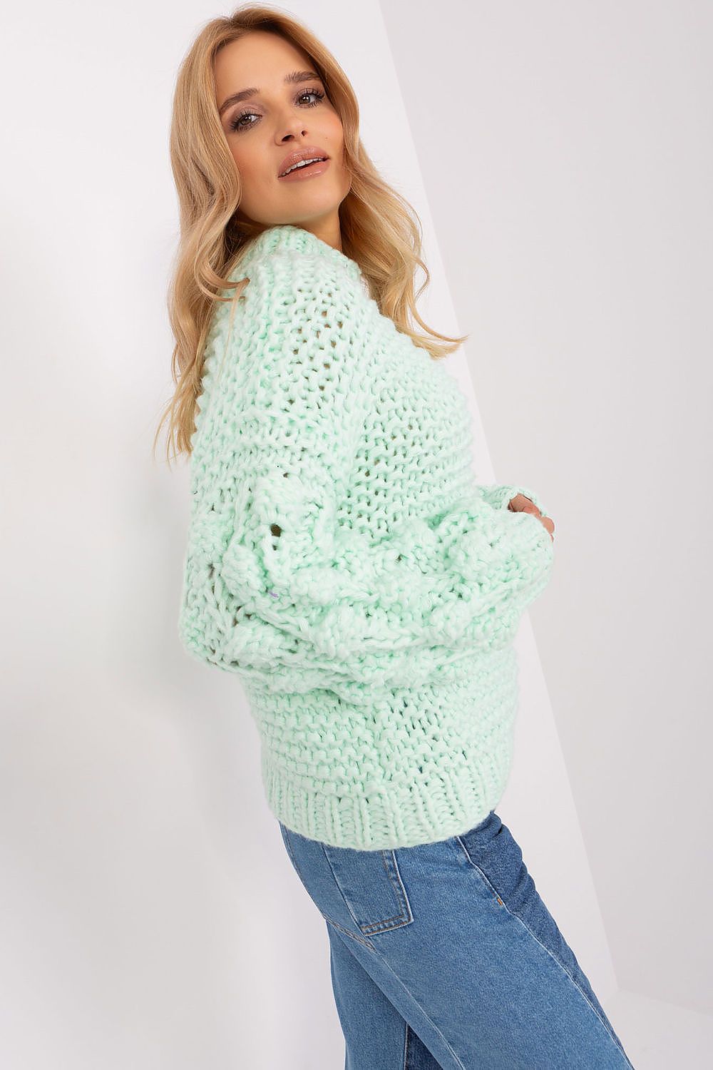  Pulover model 186598 AT 
